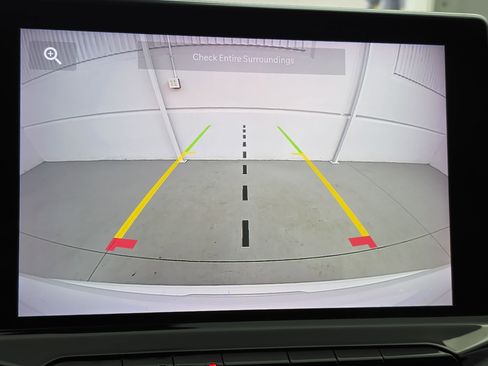 Used 2023 Jeep Compass Latitude image 21