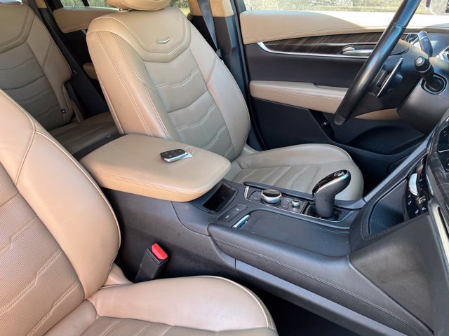 Used 2023 Cadillac XT6 Sport w/ Platinum Package AWD/4WD image 26