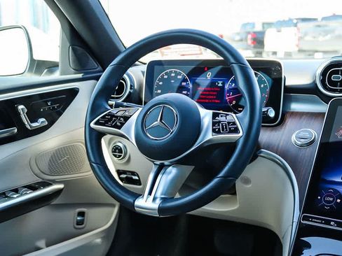 Used 2025 Mercedes-Benz C 300 Sedan image 15