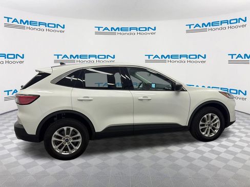 Used 2022 Ford Escape SE w/ Cold Weather Package AWD/4WD image 6