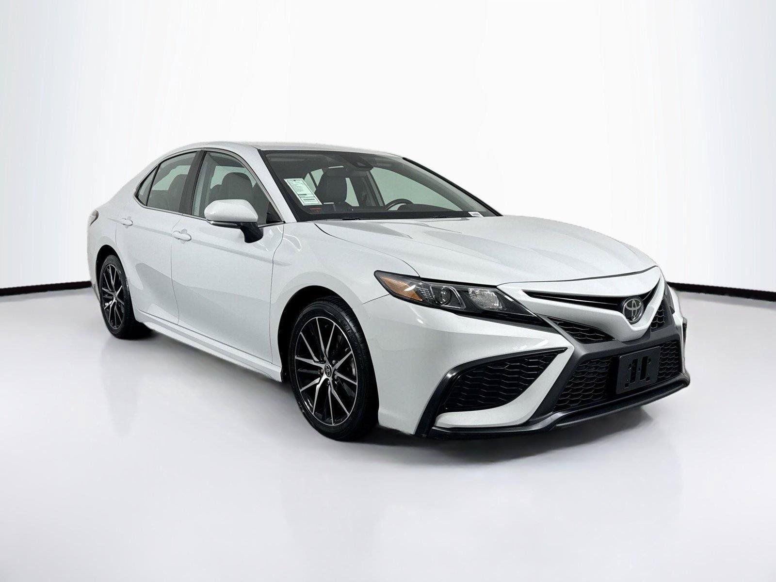 Certified 2023 Toyota Camry SE FWD image 8