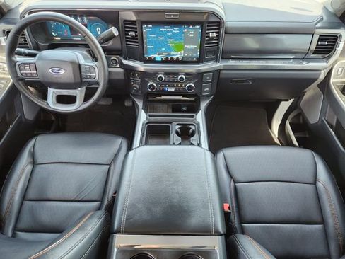 Used 2025 Ford F250 Lariat w/ FX4 Off-Road Package AWD/4WD image 23