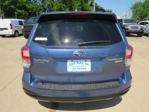 Used 2017 Subaru Forester 2.5i Premium w/ All-Weather Package image 5