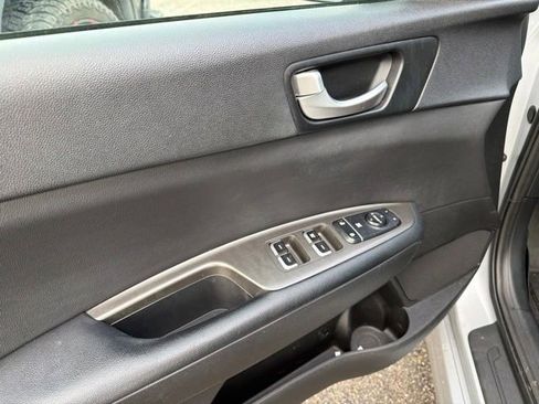 Used 2020 Kia Optima LX FWD image 13