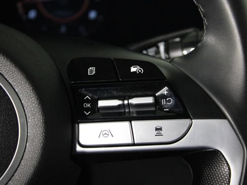 Certified 2025 Hyundai Elantra SEL FWD image 29