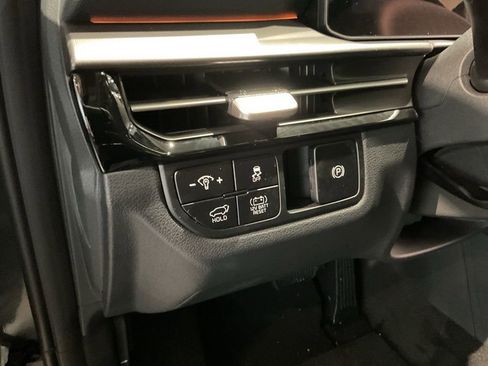 New 2026 Kia Sportage SX Prestige AWD/4WD image 12