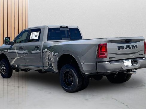 New 2026 RAM 3500 Big Horn AWD/4WD image 7