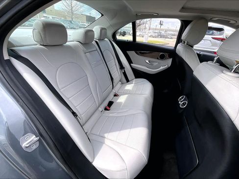 Used 2018 Mercedes-Benz C 300 Sedan image 17