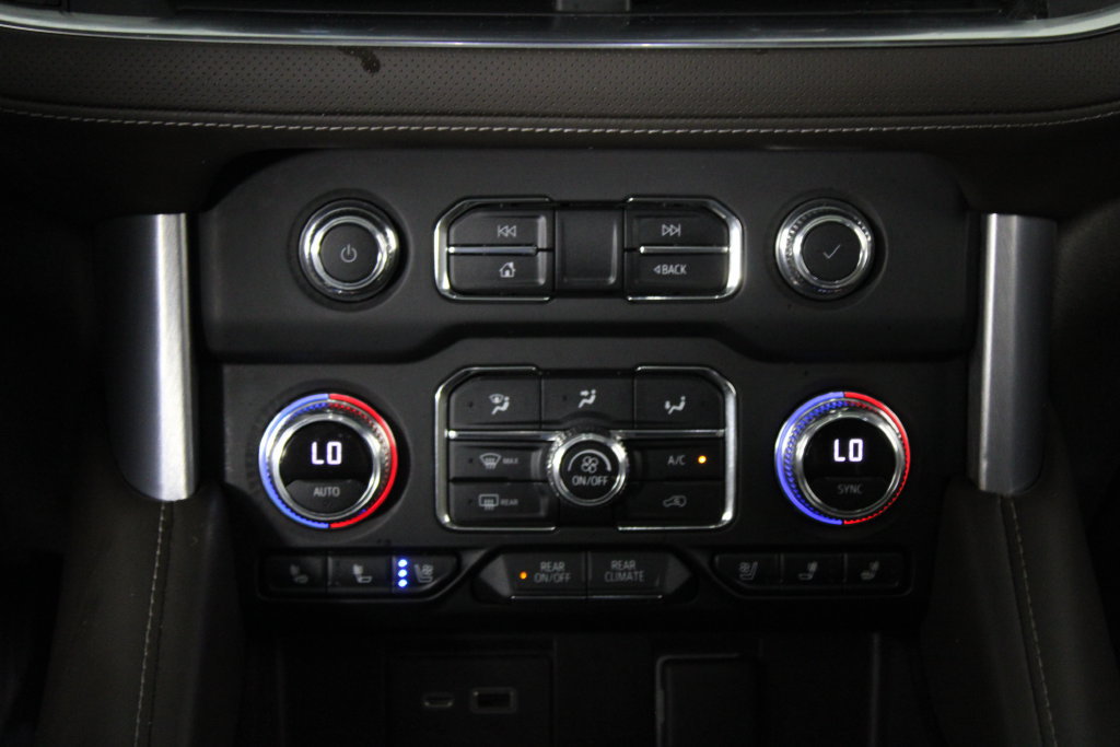 Used 2022 GMC Yukon SLT w/ SLT Premium Package AWD/4WD image 23