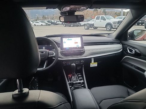 New 2026 Jeep Compass Limited w/ Sun, Sound & Navigation Group image 13