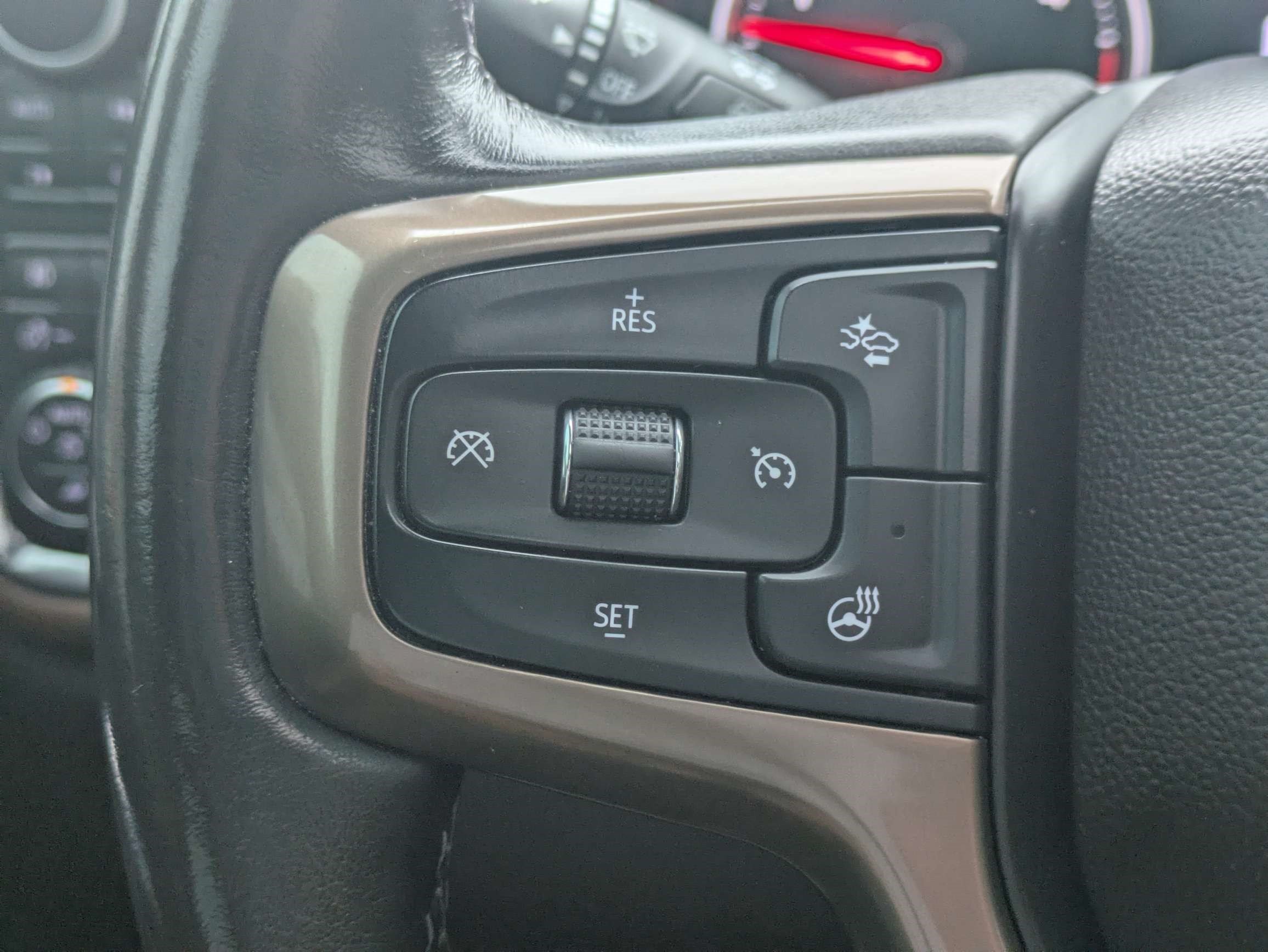 Used 2023 Chevrolet Silverado 2500 High Country w/ Technology Package AWD/4WD image 22