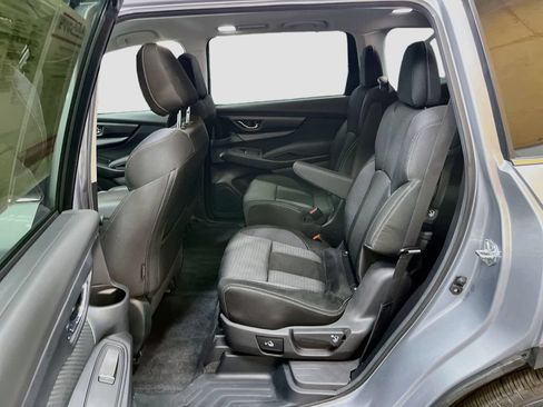 Used 2025 Subaru Ascent Premium AWD/4WD image 23