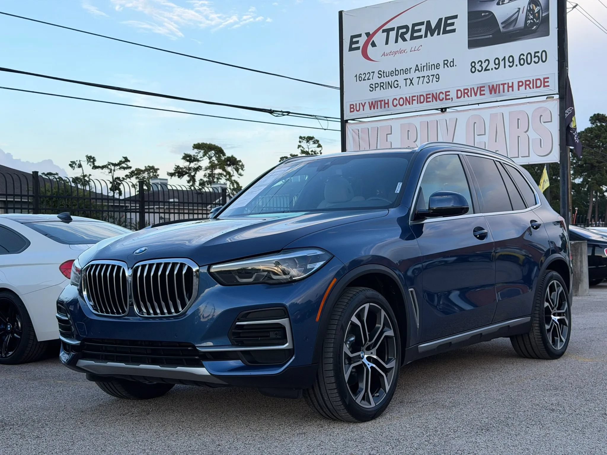 Used 2023 BMW X5 xDrive40i w/ Parking Assistance Package AWD/4WD image 6