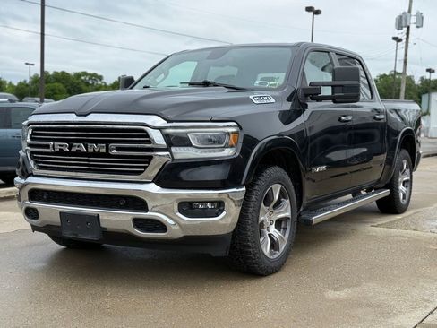 Used 2020 RAM 1500 Laramie AWD/4WD image 2