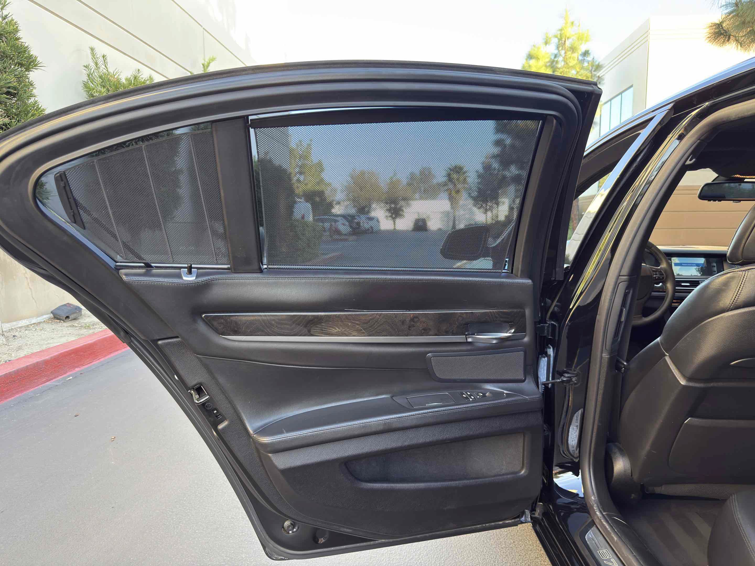 Used 2012 BMW ALPINA B7 RWD image 97