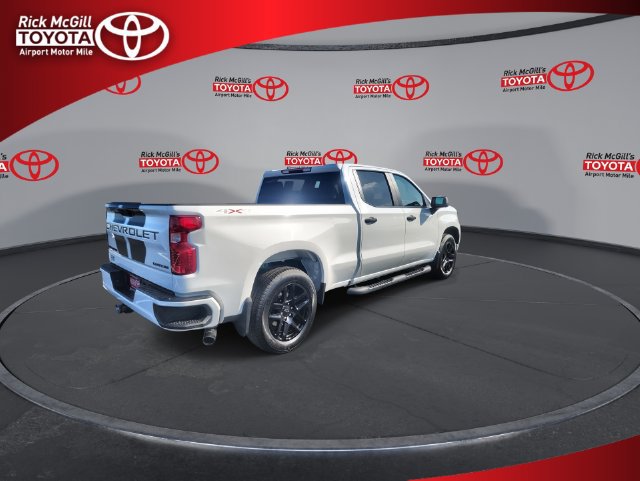 Used 2024 Chevrolet Silverado 1500 Custom w/ Rally Edition AWD/4WD image 8