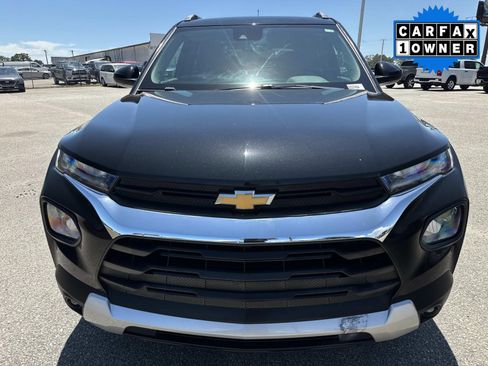 Used 2023 Chevrolet TrailBlazer LT FWD image 9