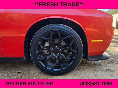 Used 2023 Dodge Challenger SXT w/ Blacktop Package image 9