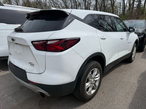 Used 2021 Chevrolet Blazer LT FWD image 2