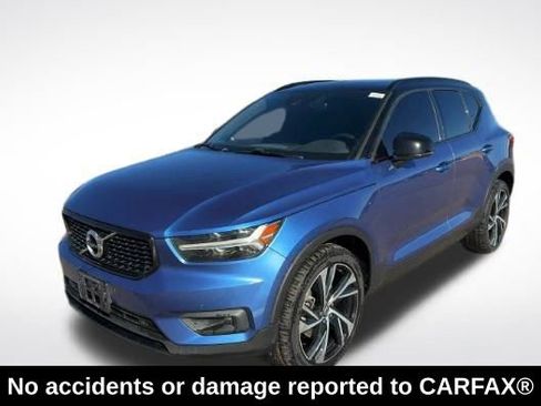 Used 2021 Volvo XC40 T5 R-Design w/ Protection Package image 3