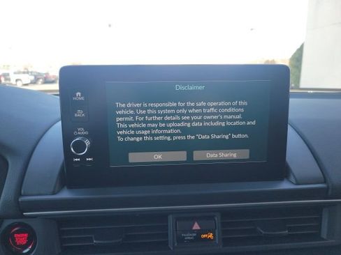 Certified 2025 Honda Pilot Touring image 22