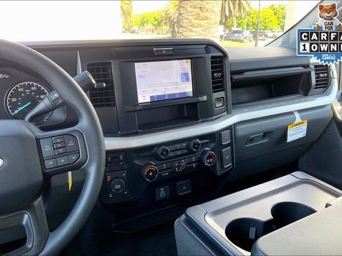 New 2025 Ford F250 XLT image 7