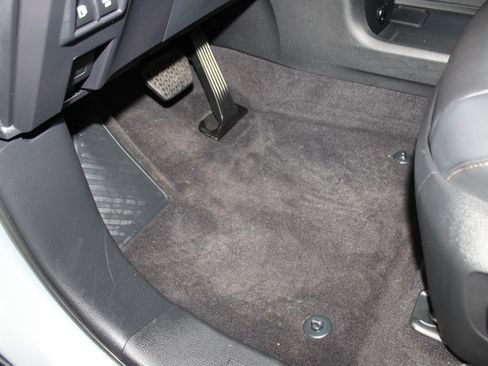 Certified 2025 Toyota Sienna XLE Woodland Edition AWD/4WD image 25