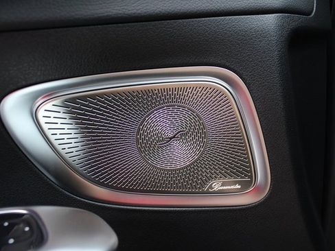 Used 2024 Mercedes-Benz C 300 4MATIC Sedan image 17