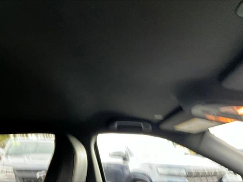 Used 2024 Jeep Compass Latitude image 30