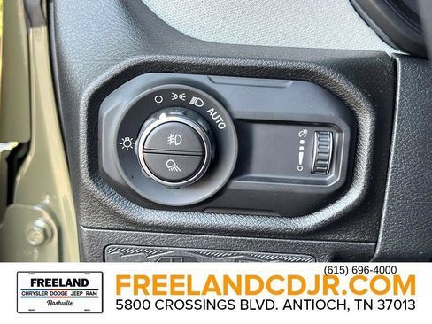 New 2025 Jeep Gladiator Sport AWD/4WD image 16