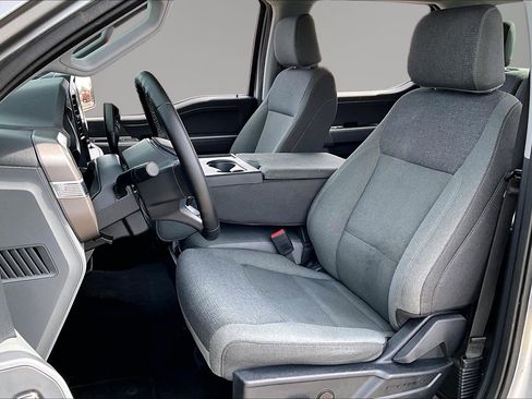 Used 2025 Ford F150 XLT w/ Equipment Group 301A Standard image 22