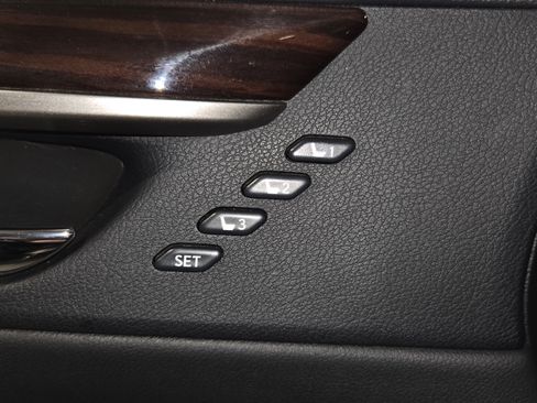 Used 2016 Lexus ES 350 w/ Premium Package w/Wood Trim FWD image 42