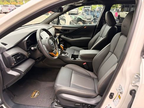 Used 2025 Subaru Outback Wilderness AWD/4WD image 11