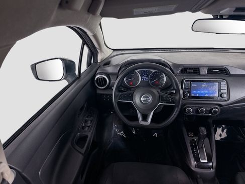 Used 2020 Nissan Versa S image 17