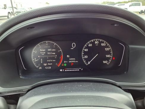Used 2025 Honda Civic Sport image 36