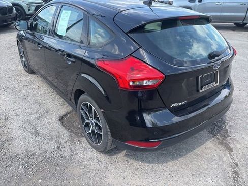 Used 2017 Ford Focus SEL FWD image 13