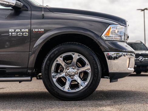 Used 2016 RAM 1500 Laramie RWD image 9