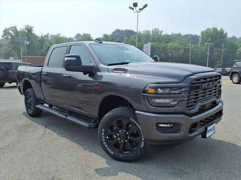 New 2026 RAM 2500 Big Horn AWD/4WD image 1