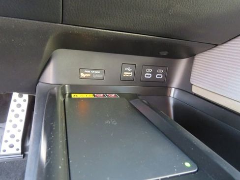 Certified 2026 Toyota Camry SE image 25