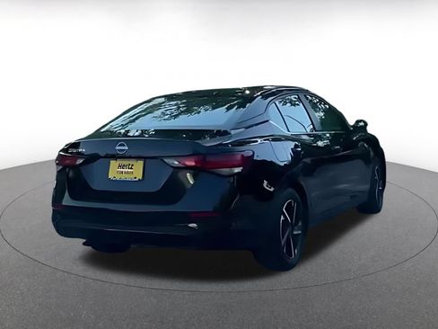 Used 2025 Nissan Sentra SV FWD image 11