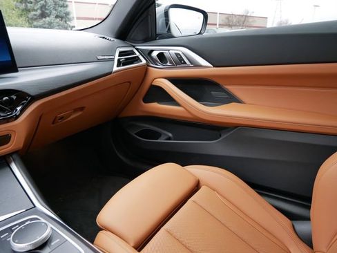 Used 2025 BMW 430i xDrive Coupe w/ Premium Package image 18