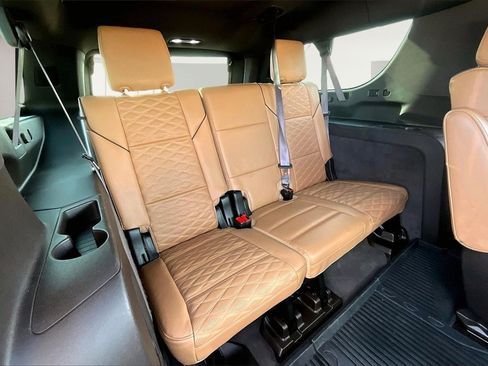 Used 2023 Cadillac Escalade ESV Sport w/ Touring Package image 30