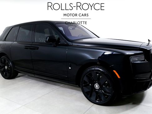 Used 2026 Rolls-Royce Cullinan AWD/4WD image 5