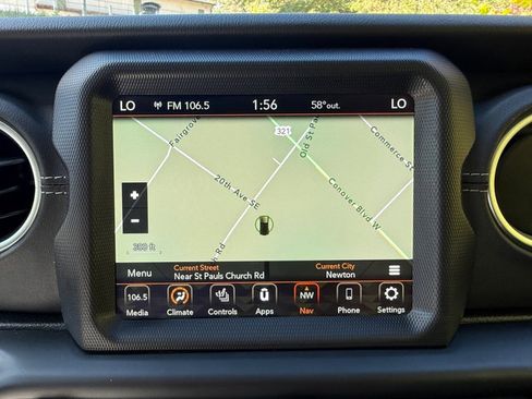 Used 2021 Jeep Gladiator Overland w/ Popular Equipment Package image 24