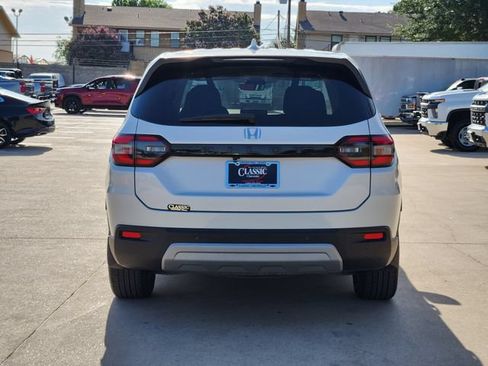 Used 2025 Honda Pilot EX-L image 13