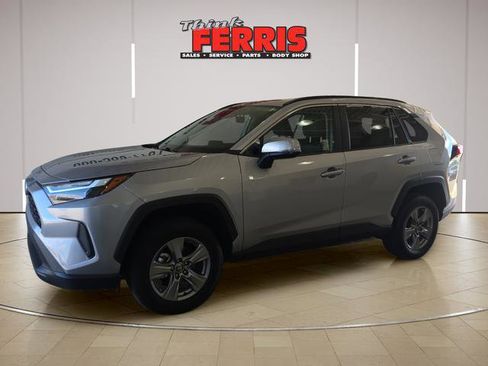 Used 2025 Toyota RAV4 XLE image 1