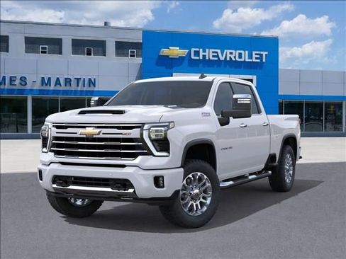 New 2026 Chevrolet Silverado 2500 LT w/ Z71 Chrome Sport Edition AWD/4WD image 6