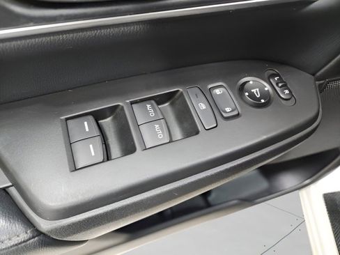 Certified 2019 Honda CR-V Touring image 23