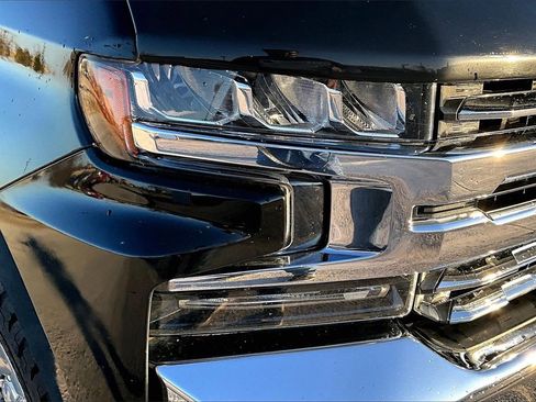 Used 2019 Chevrolet Silverado 1500 LTZ w/ LTZ Convenience Package image 24