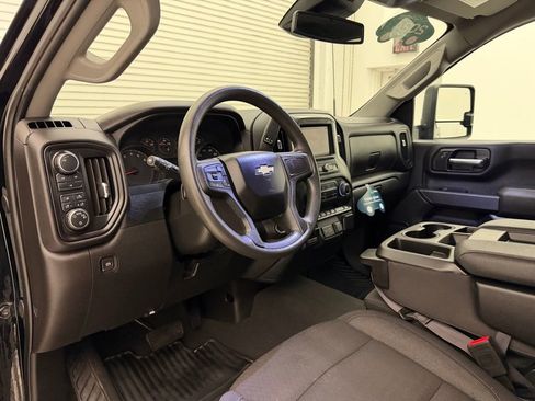 Certified 2024 Chevrolet Silverado 2500 Custom w/ Custom Value Package image 27